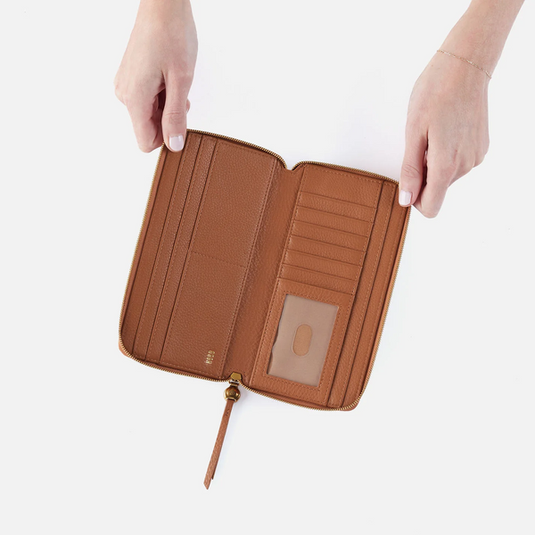 HOBO Hart Large Wallet in Warm Honey