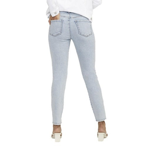 JAG Cassie Mid Rise Straight Leg Jeans