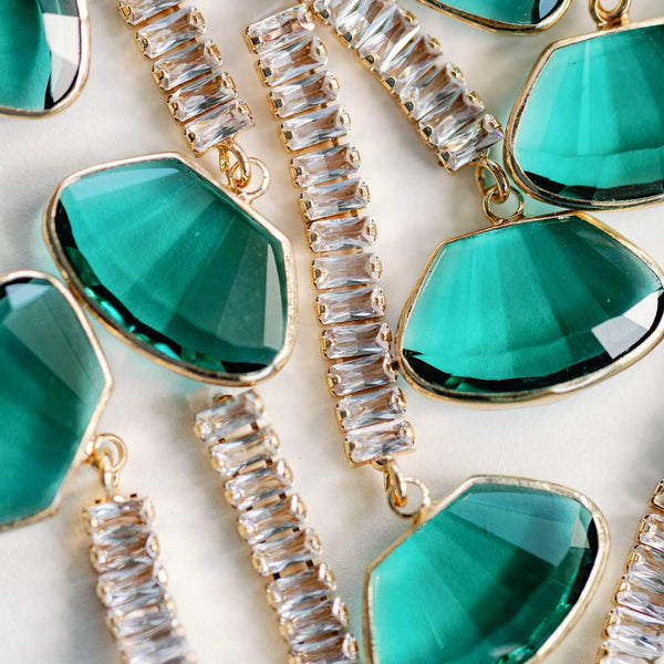Emerald Swingy Diamond Earrings