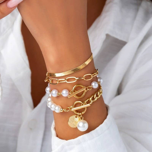 JOSSLYN by wall to wall - MULTILAYER PEARL CHAIN HERRINGBONE MIX BRACELET | 40B5151: GOLD