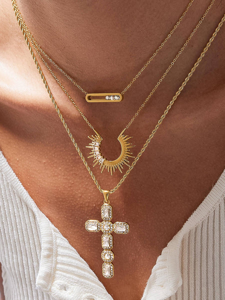 Yveline Bar Pendant Necklace