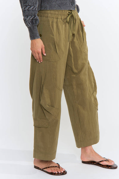 Amelia Wide-Leg Cargo Pants