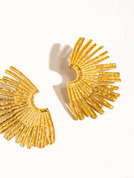 Bisous Sunburst Earring