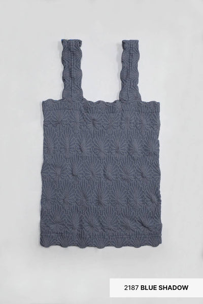 Lace Textured Square Top Crown Blue