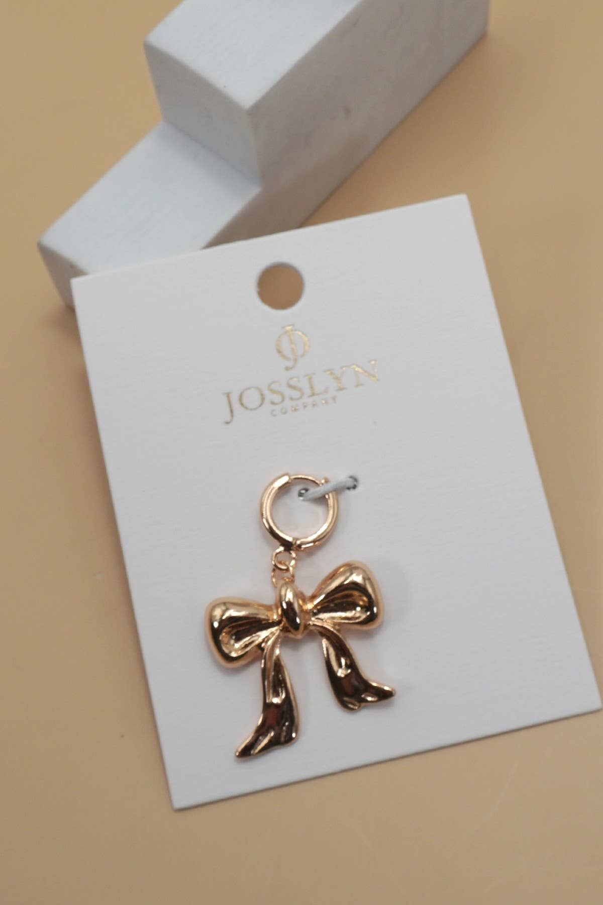 Hanging Bow Charm