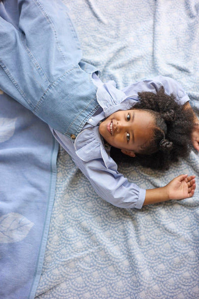 ChappyWrap Seaside Scallops Fog Blanket: Original