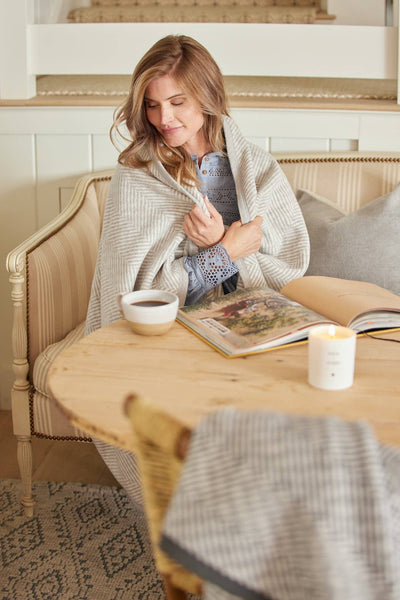 ChappyWrap - Harborview Herringbone Light Grey Blanket: Midi