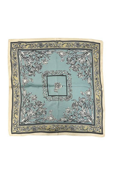 Amelia Scarf