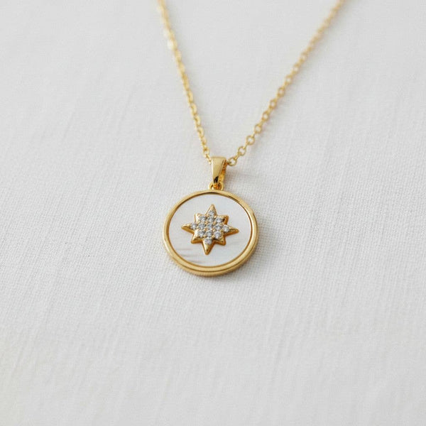 Star Zirconia Shell Necklace