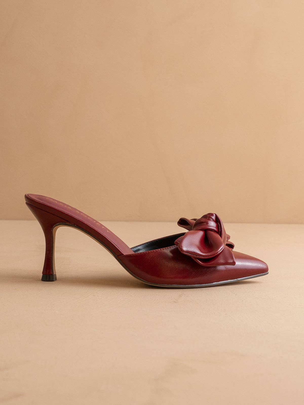 The Jane | Bow Accent Kitten Heel