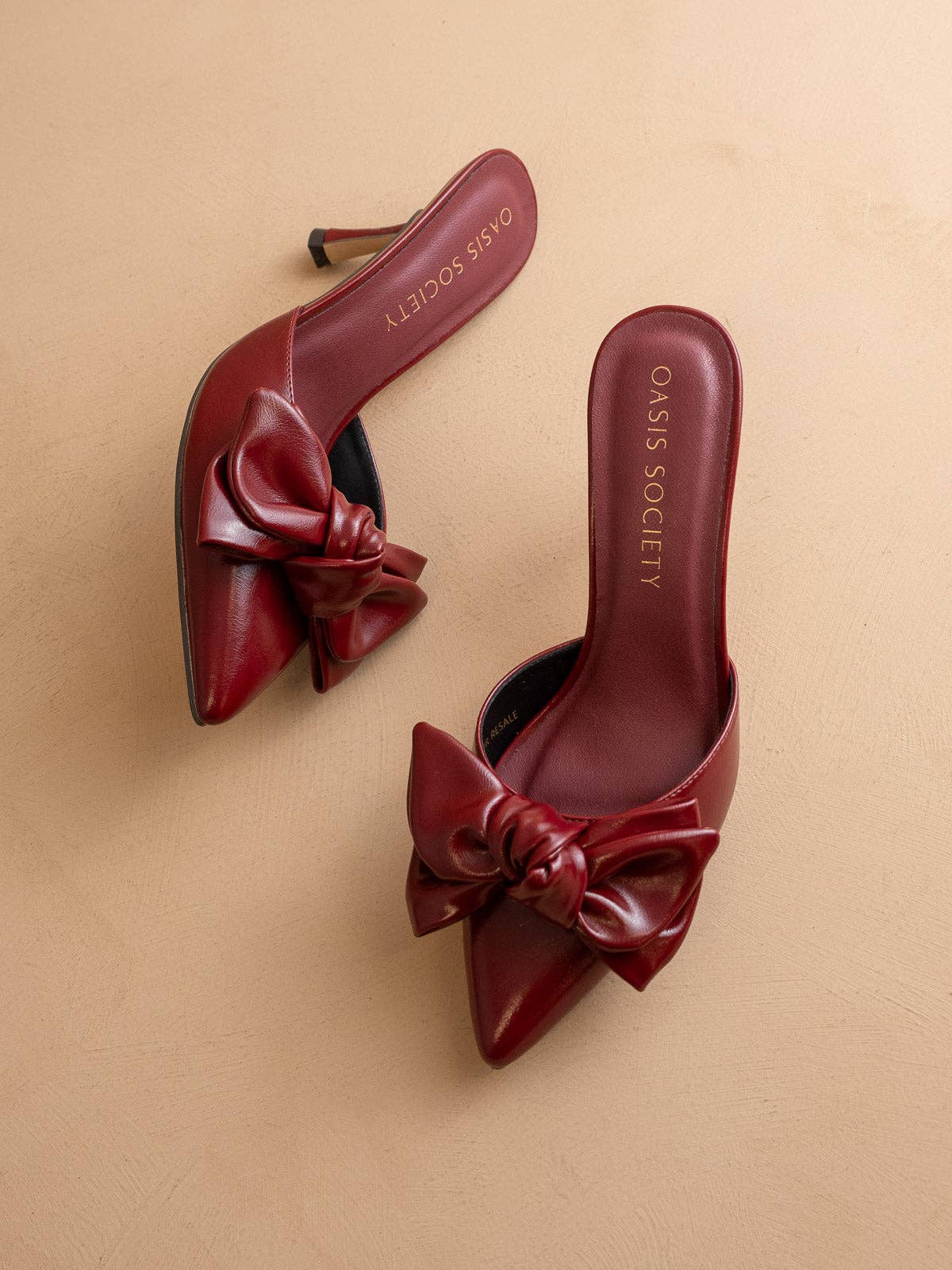 The Jane | Bow Accent Kitten Heel