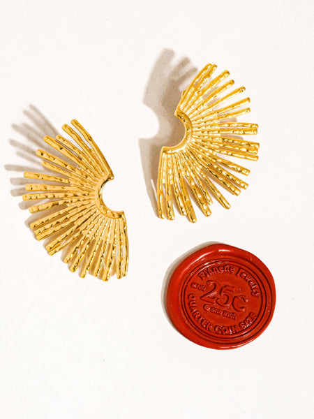 Bisous Sunburst Earring