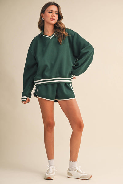 Serving up Looks Set in Green