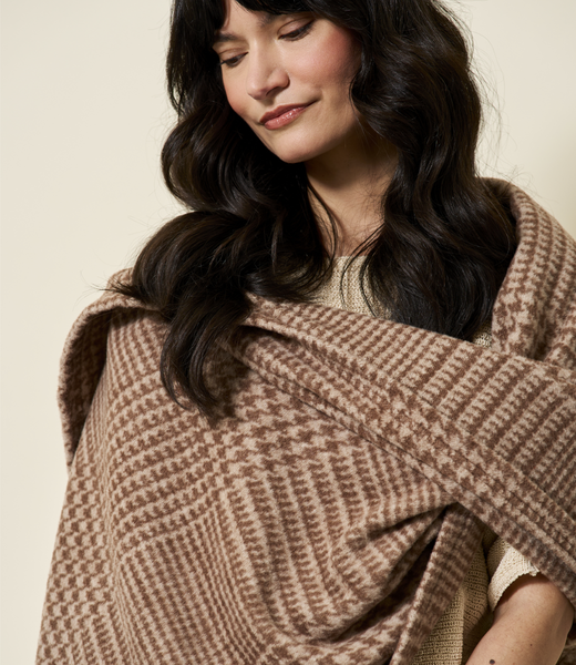Katama Plaid Chocolate Shawl