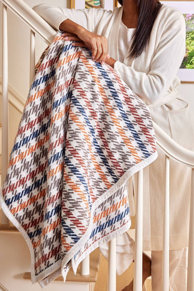 ChappyWrap - Hampton Houndstooth Blanket: Original