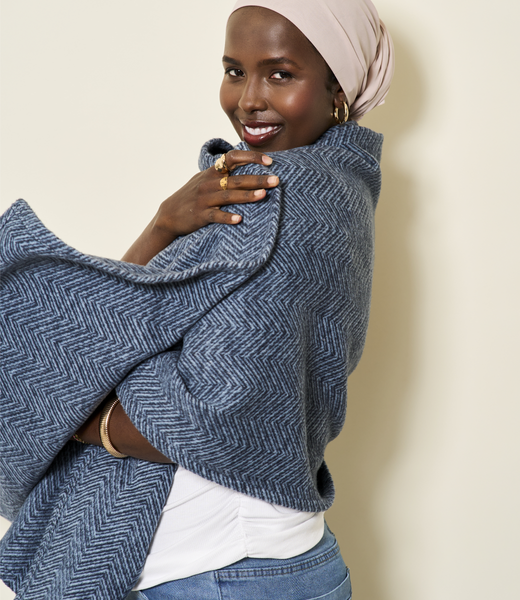 Bayside Herringbone Shawl - Midnight Navy