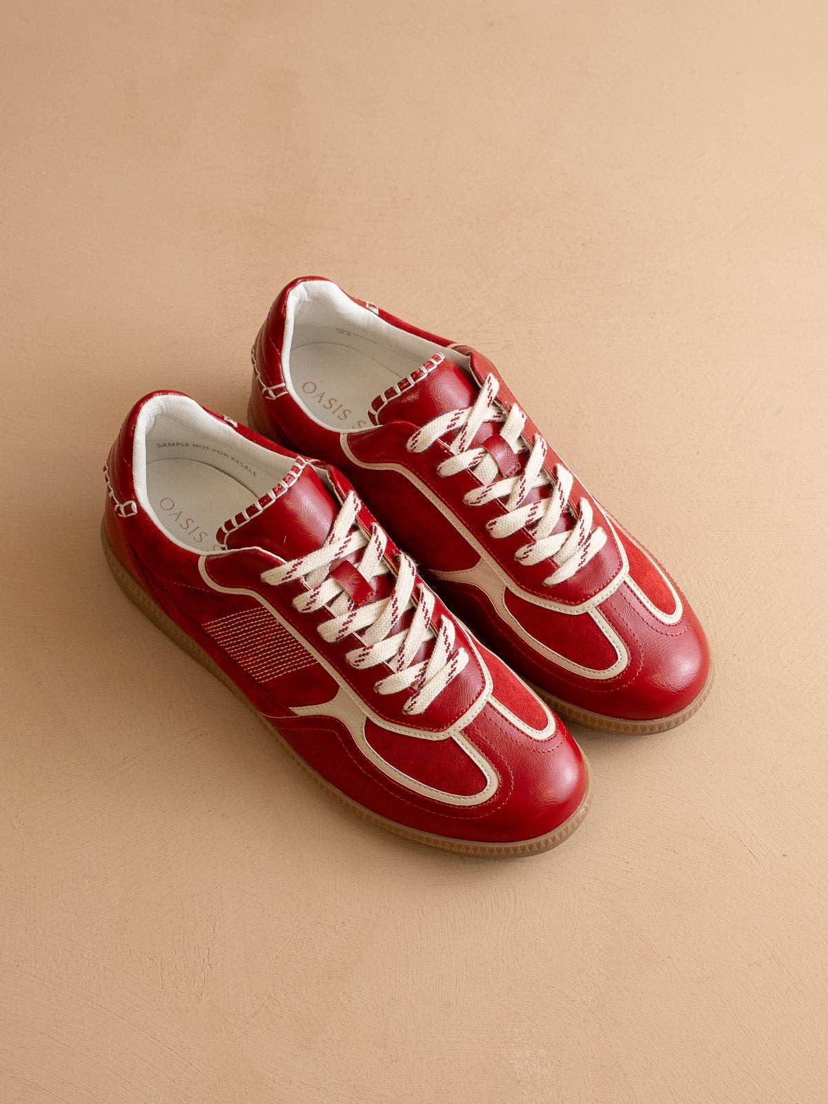 The Dalia | Cherry Sneaker