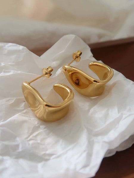 Ninelle Wave Hoop Earrings