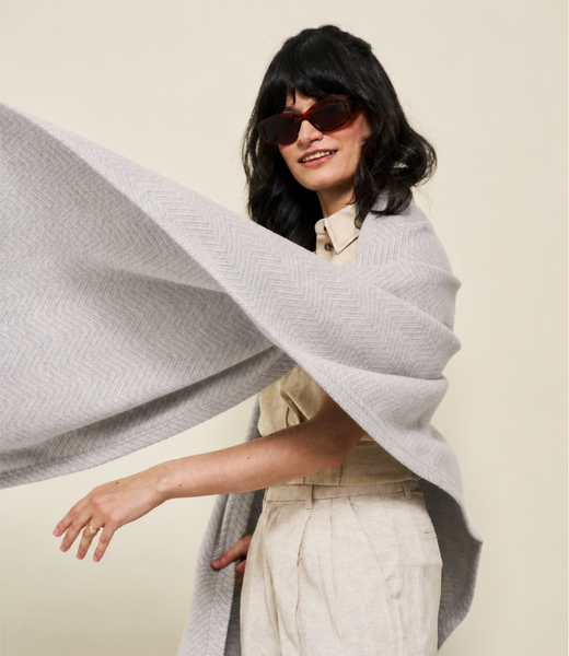Bayside Herringbone Shawl - Light Grey