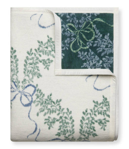 ChappyWrap - Boxwood Wreaths Blanket: Original