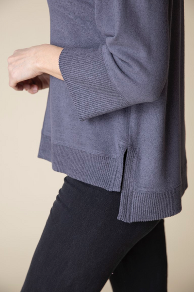 Boxy Fleece Crew in Iron