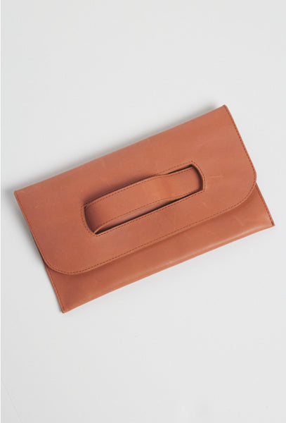 ABLE Mare Handle Clutch in Clay