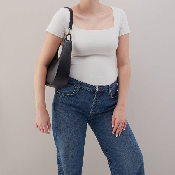 HOBO Cass Small Shoulder in Black