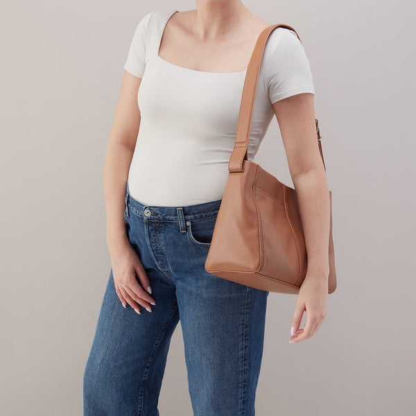 HOBO Render Shoulder Bag in Brown Sugar