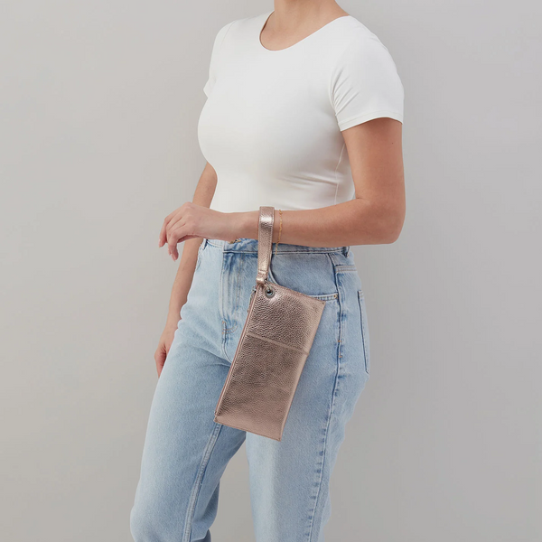 HOBO Vida Wristlet in Pewter Spur