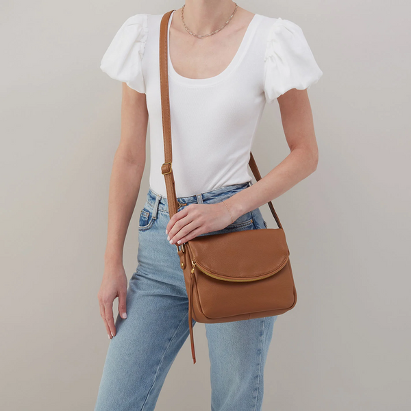 HOBO Fern Messenger Crossbody in Warm Honey