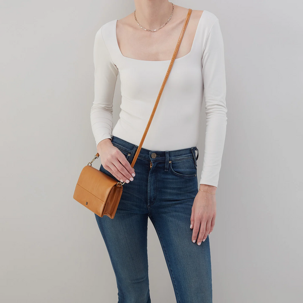 HOBO Jill Crossbody in Natural