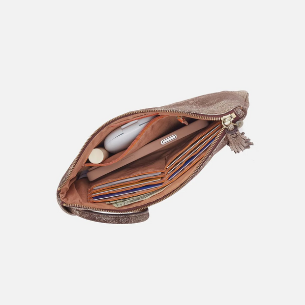 HOBO Sheila Soft Ring Clutch in Cocoa Platinum
