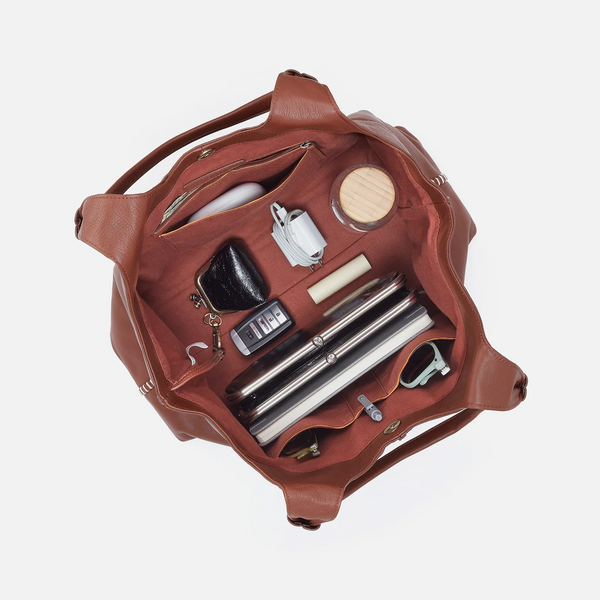 HOBO La Jolla Tote in Cocoa Bean