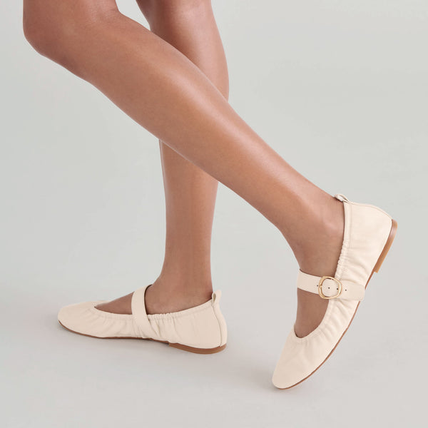 Dolce Vita Caely Bone