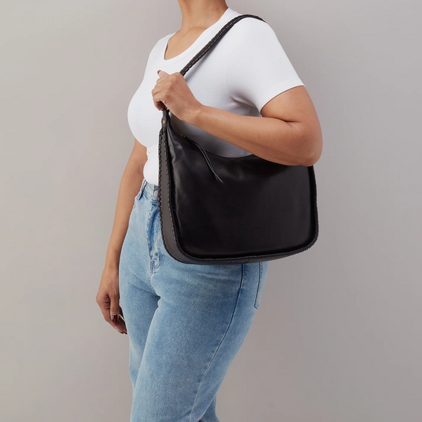 Hobo Mia Crescent Large Hobo in Black
