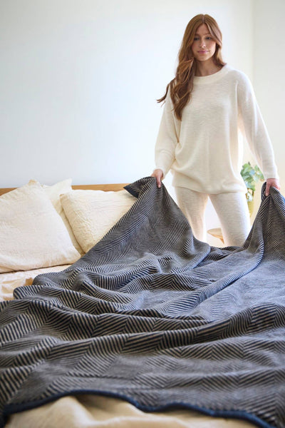 ChappyWrap - Harborview Herringbone Black Walnut Blanket: Original