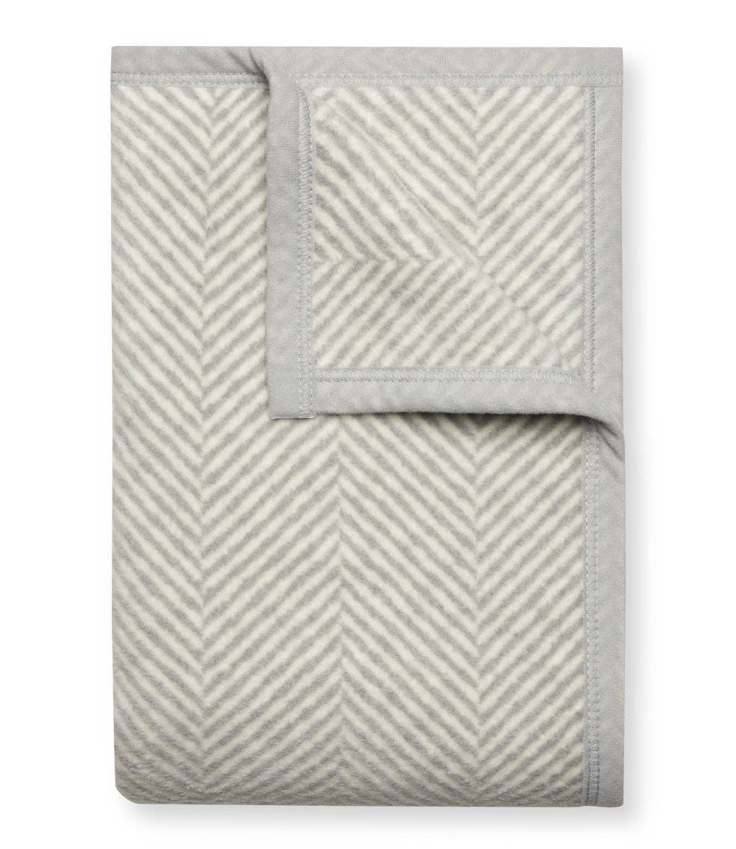 ChappyWrap - Harborview Herringbone Light Grey Blanket: Midi