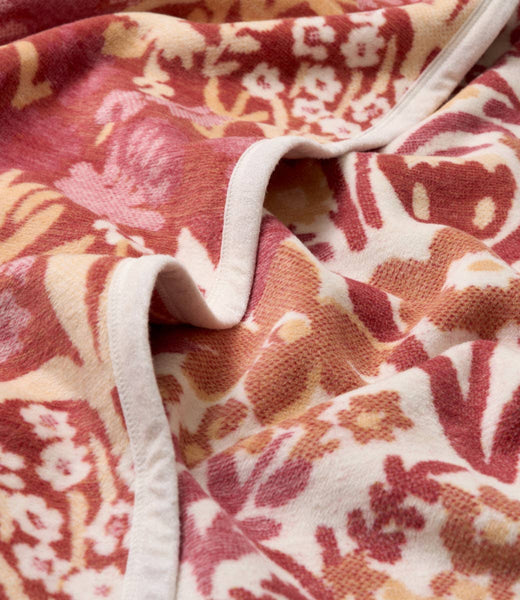 ChappyWrap 70's Flower Blanket: Original