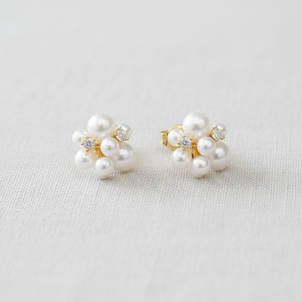 Vintage Pearl Flower Earrings with Rhinestones