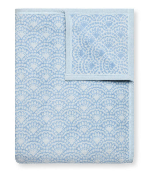 ChappyWrap Seaside Scallops Fog Blanket: Original