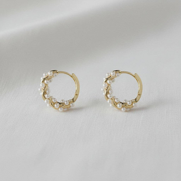 Francis Pearl Hoop Earrings