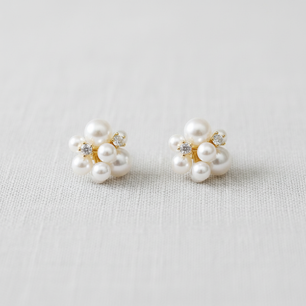 Vintage Pearl Flower Earrings with Rhinestones