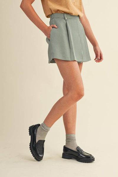 Houndstooth Pleated Shorts