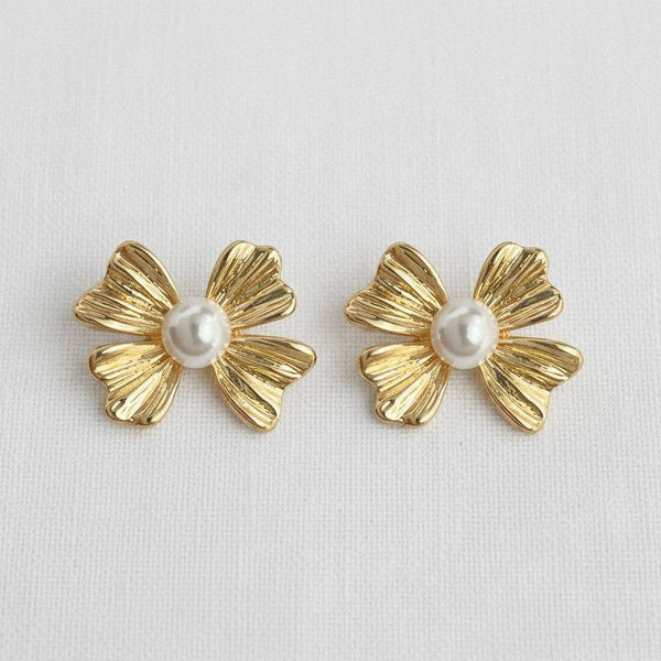 Minnie Pearl Drop Earrings