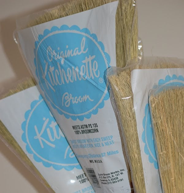 Original Kitchenette Broom